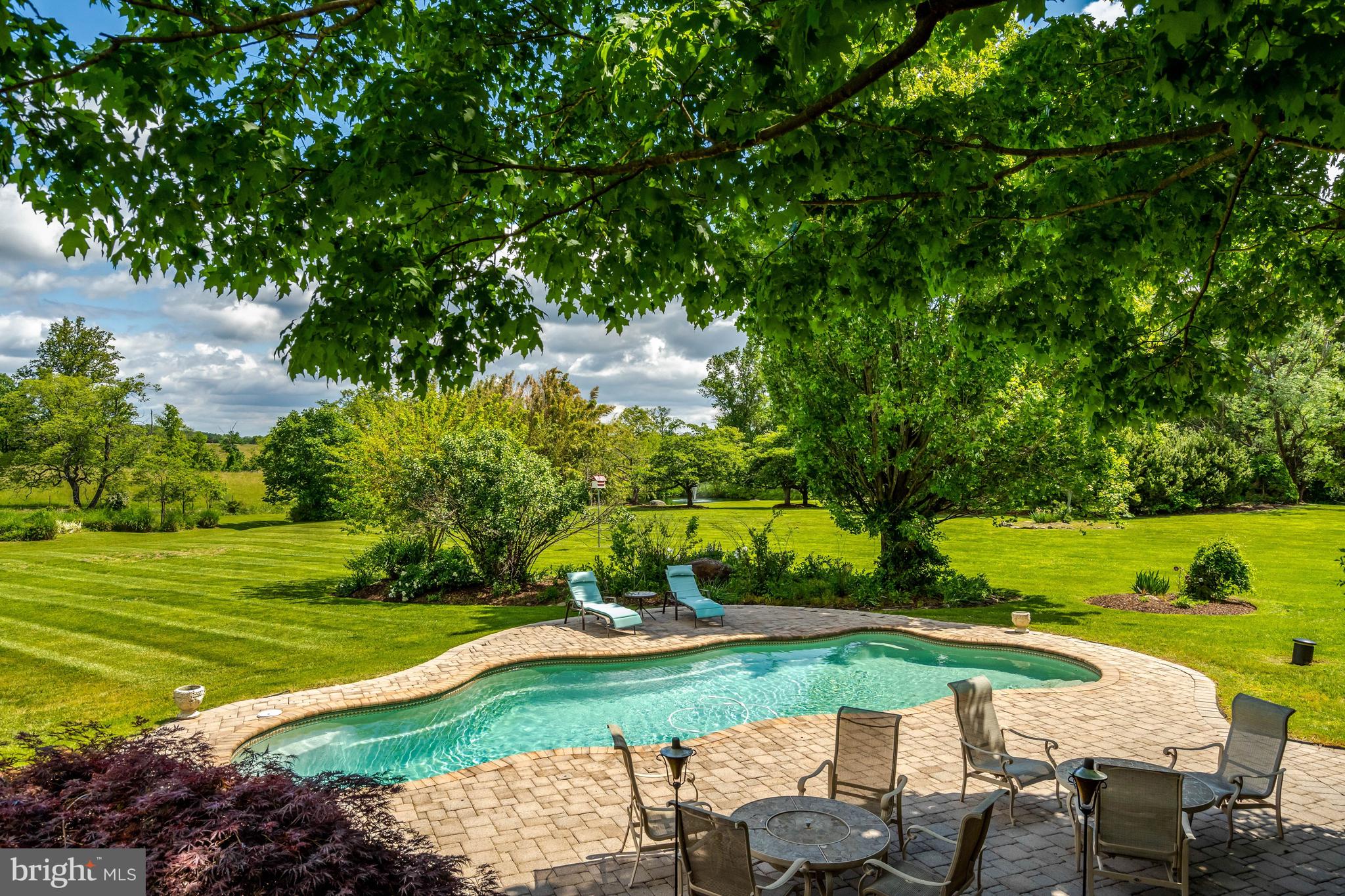 EVERGREEN FARM - Residential