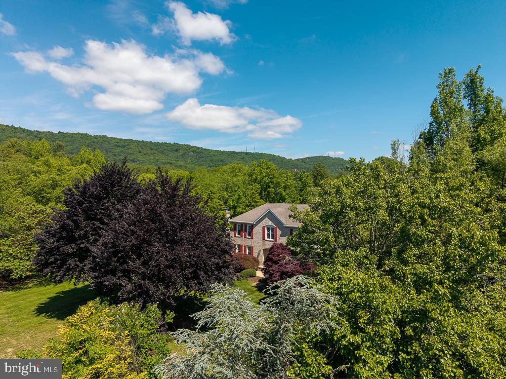 EVERGREEN FARM - Residential