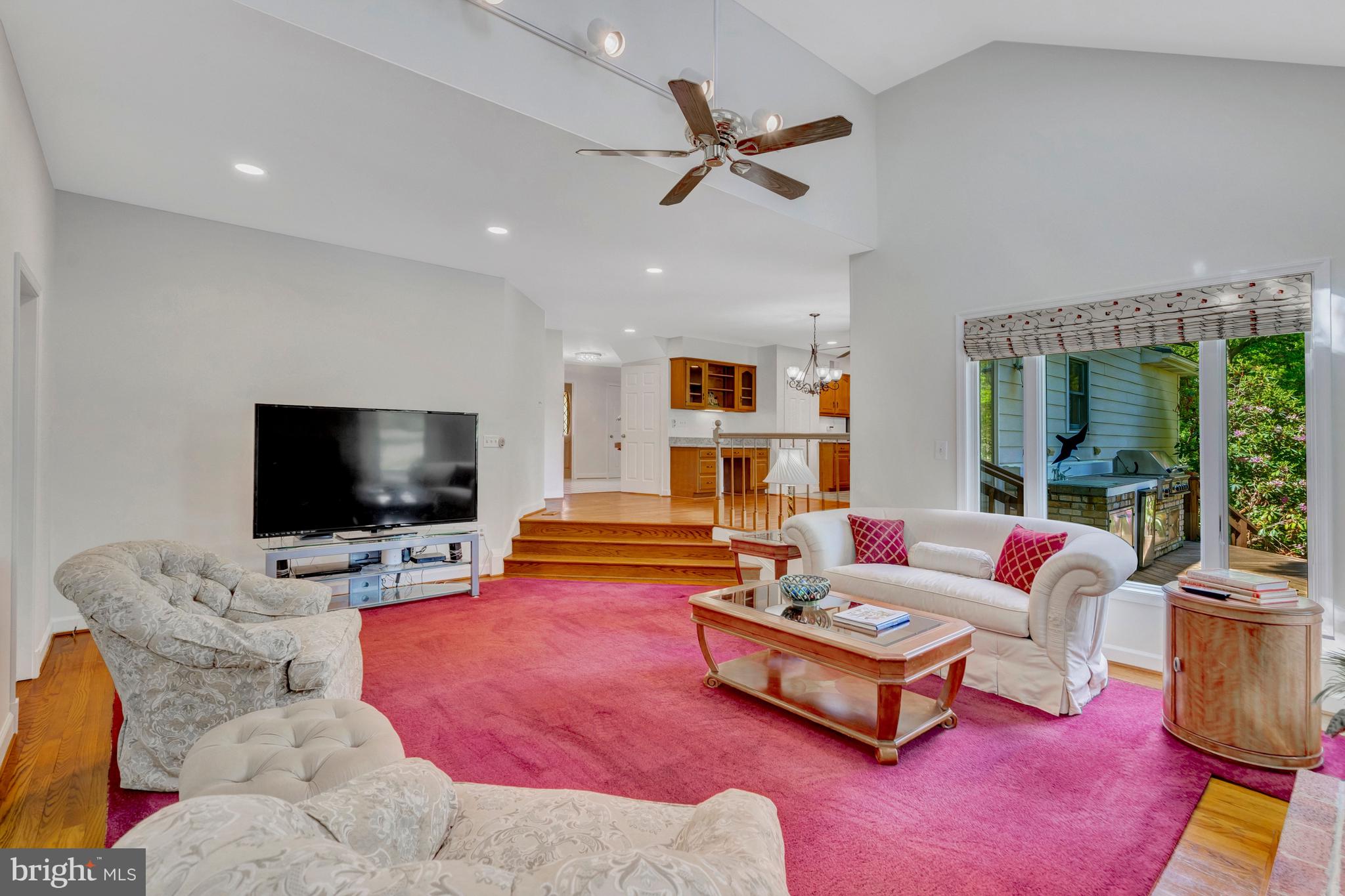 EVERGREEN FARM - Residential