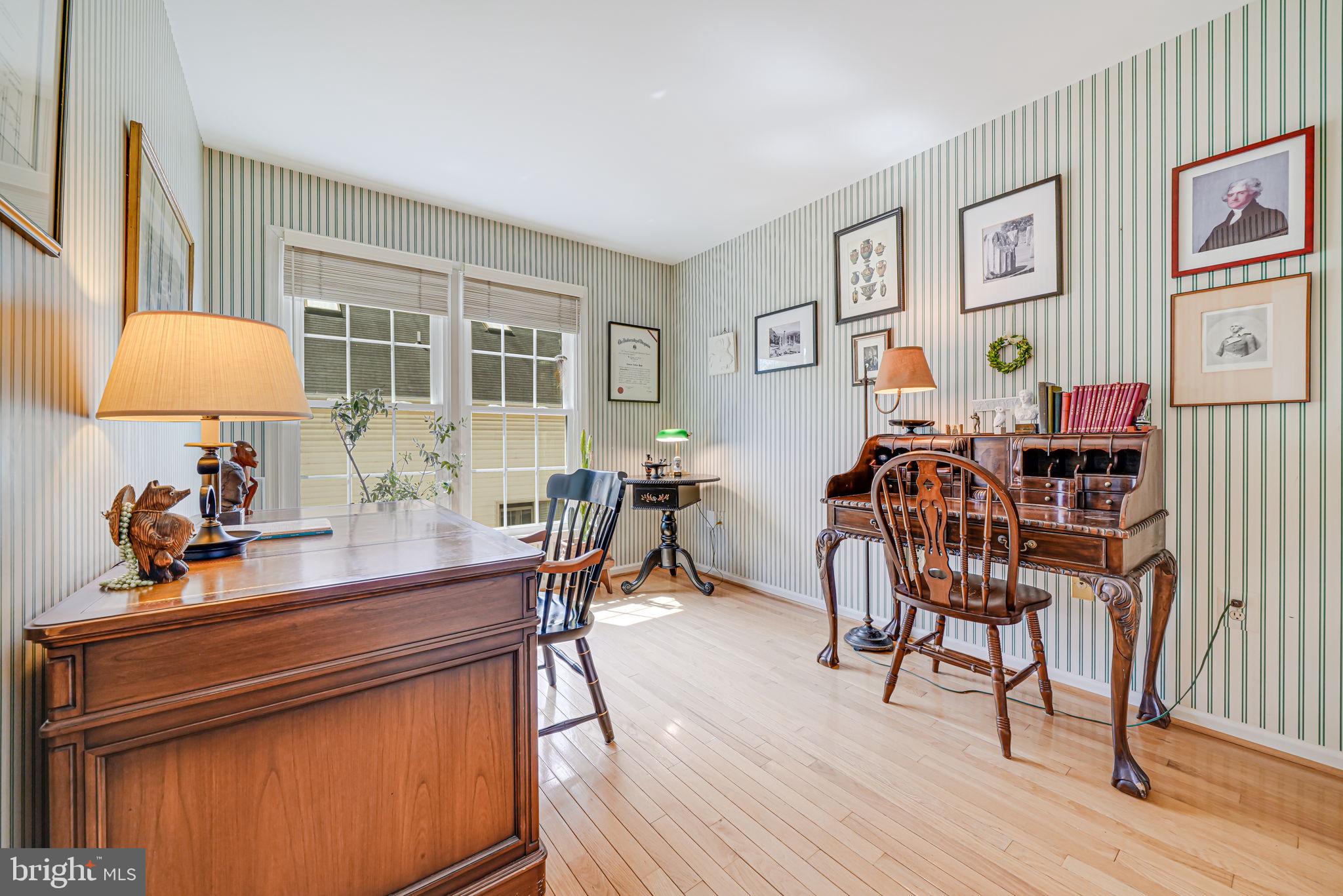 LYONGATE - Residential