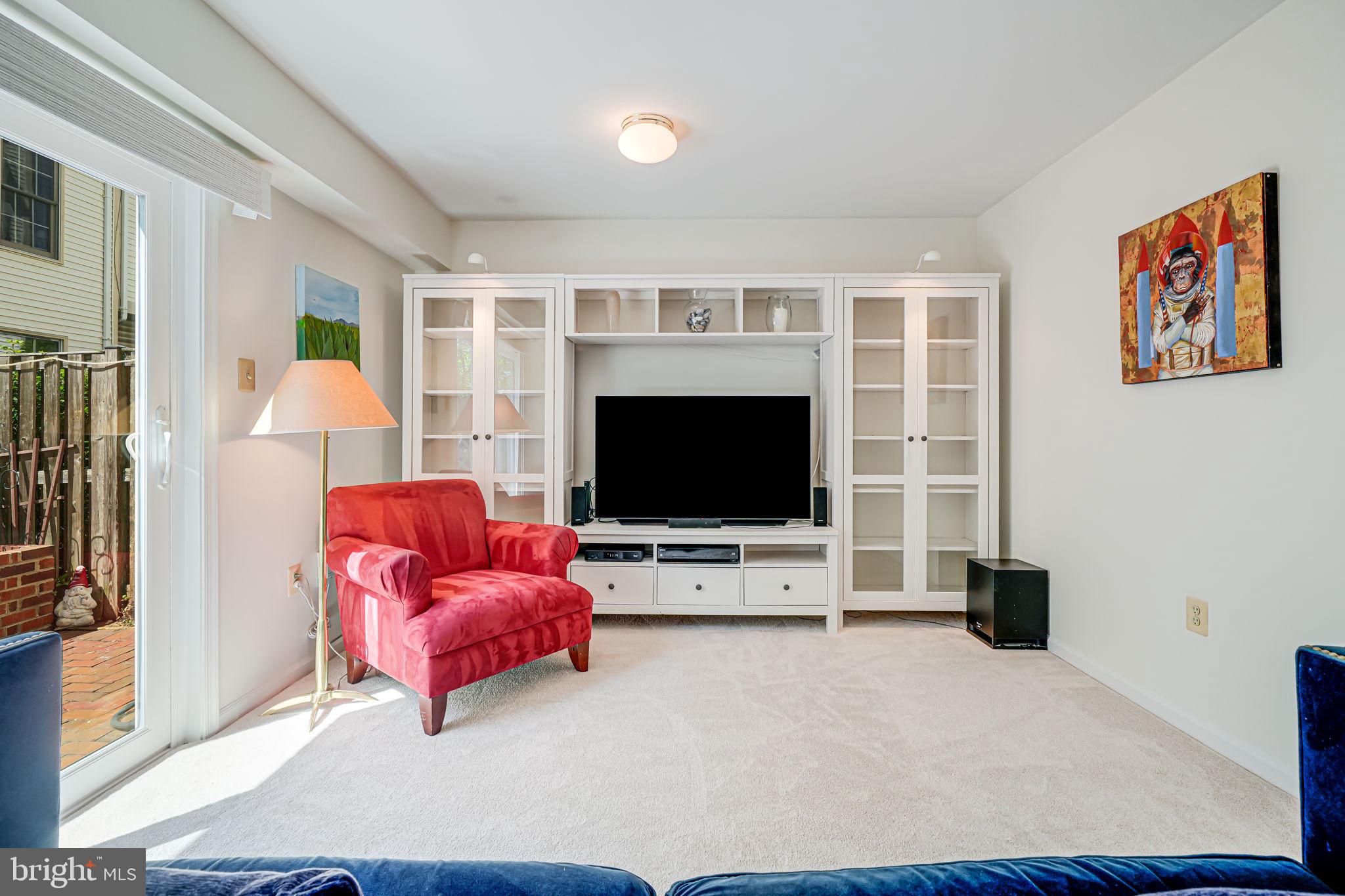 LYONGATE - Residential