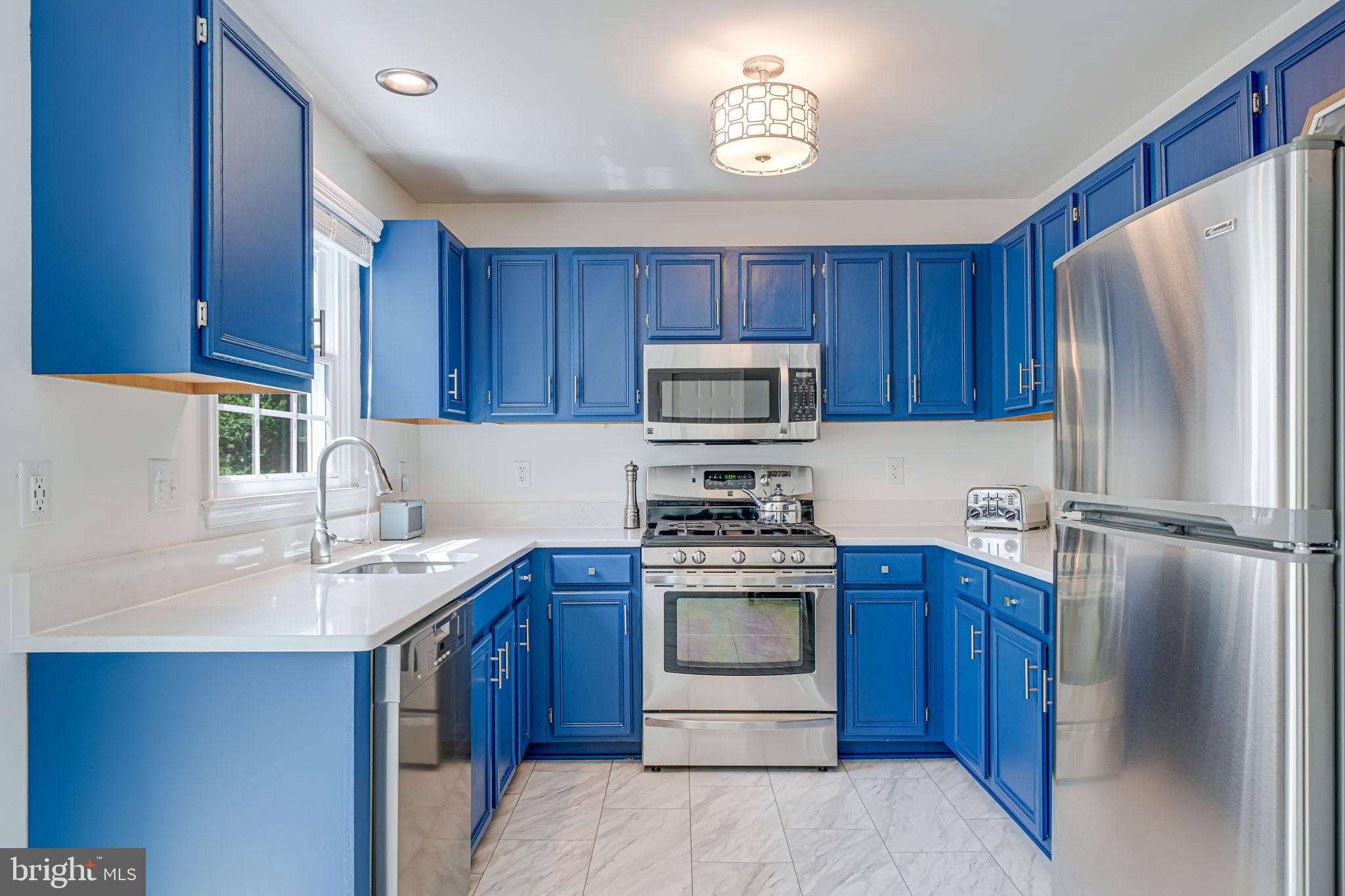 LYONGATE - Residential