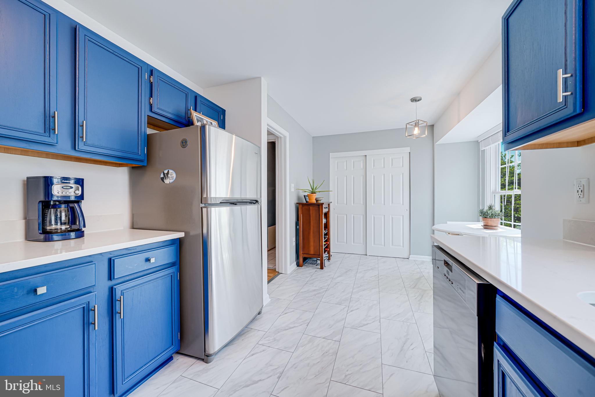 LYONGATE - Residential