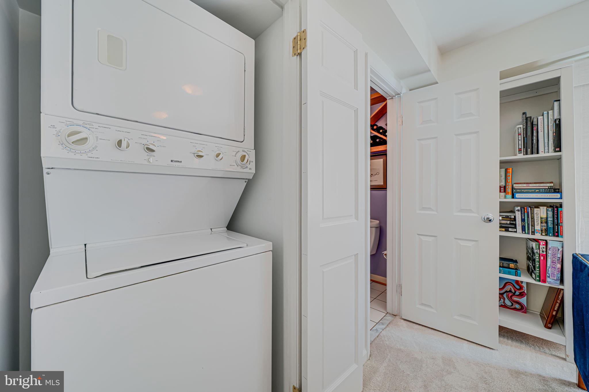 LYONGATE - Residential