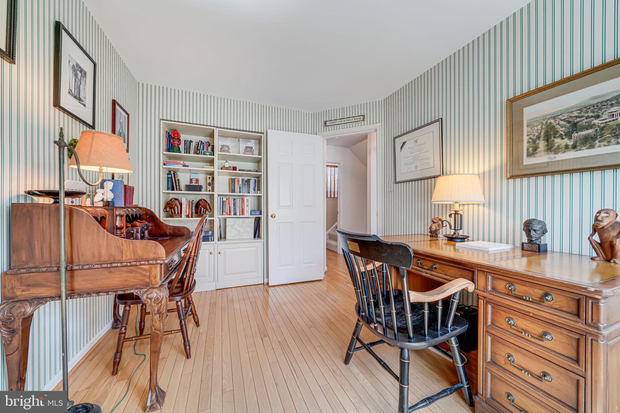 LYONGATE - Residential