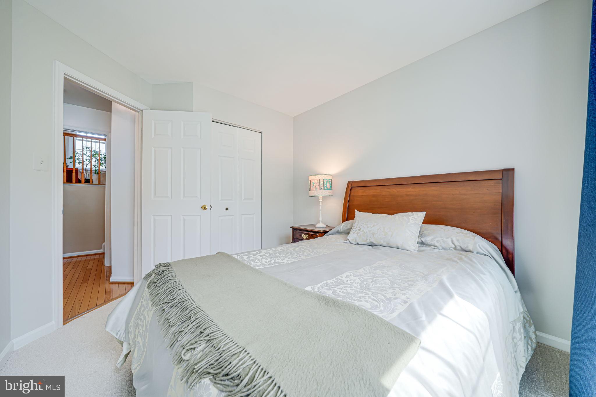 LYONGATE - Residential