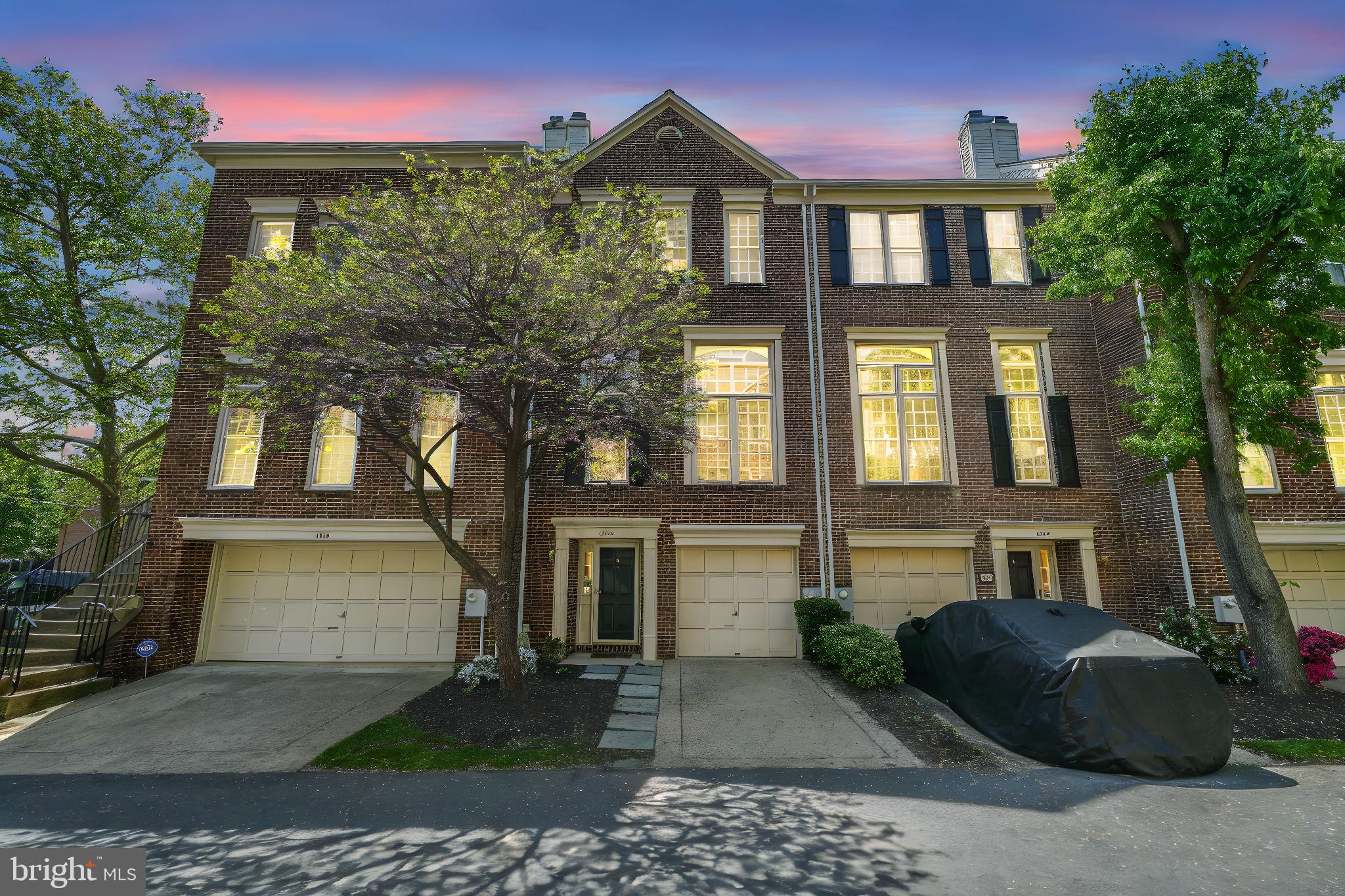 LYONGATE - Residential