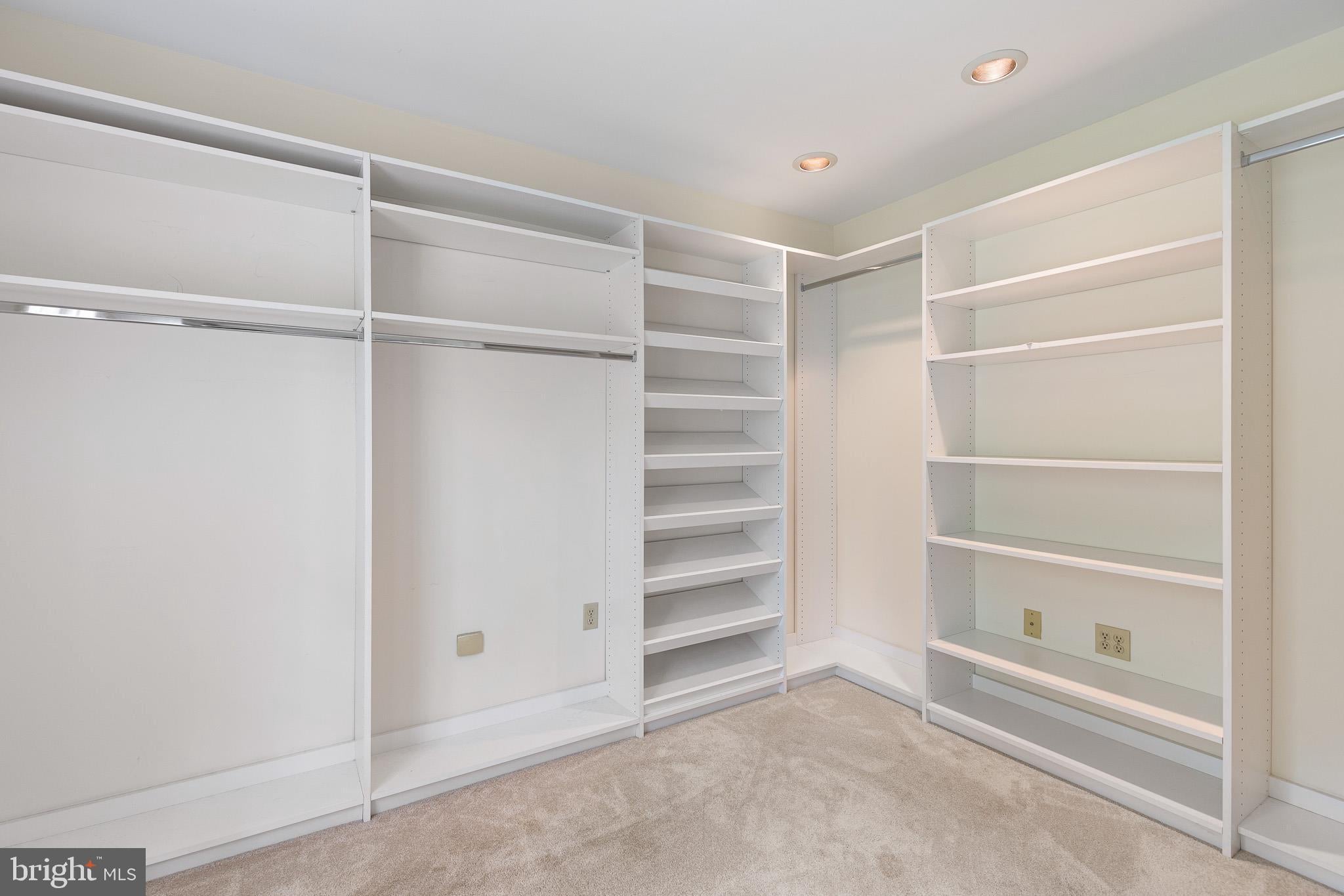407 VALLEY BROOK DRIVE