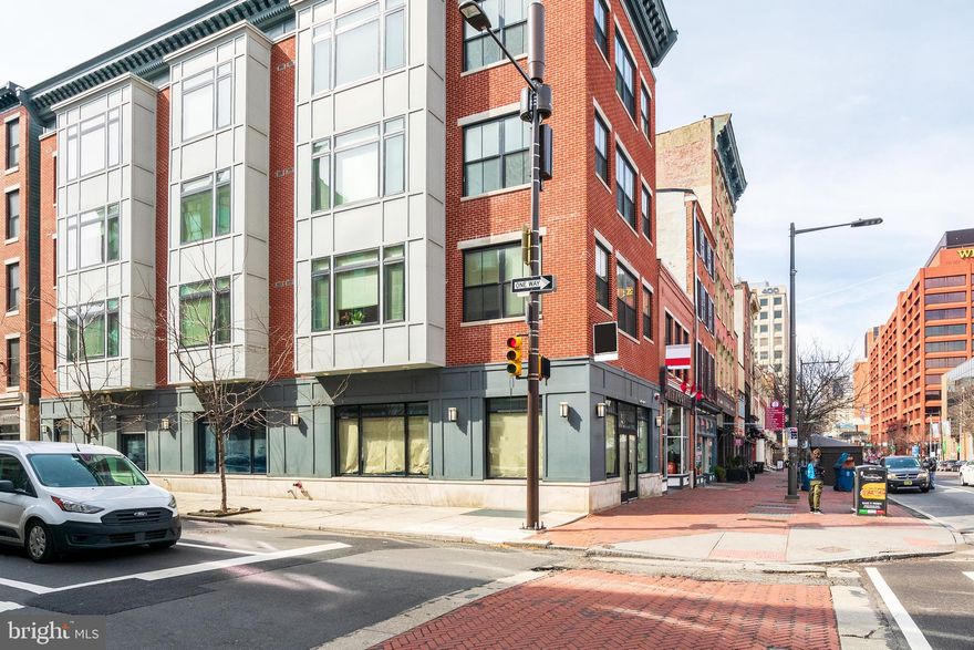 CORNER,  mixed-use Investment opportunity in the heart of Old City!  This turn-key property offers 12 residential studios with renovated baths and kitchens and in-unit laundry, PLUS one commercial space. Located along the commercial corridor of Market Street with access to the Market-Frankford subway line and Septa buses.  Minutes from the historic district and a multitude of restaurants and shopping.