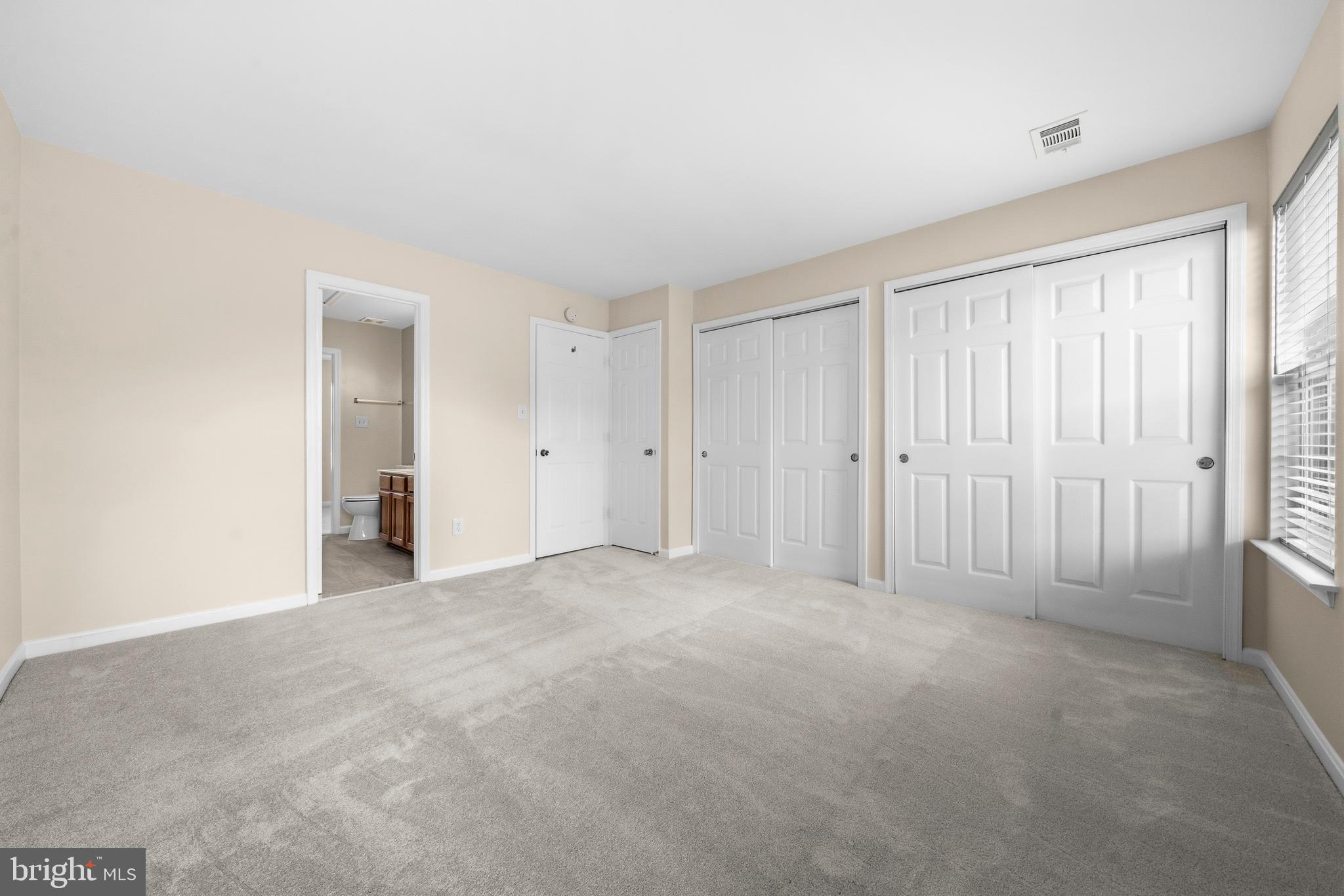 MCNAIR FARMS LANDBAY - Residential