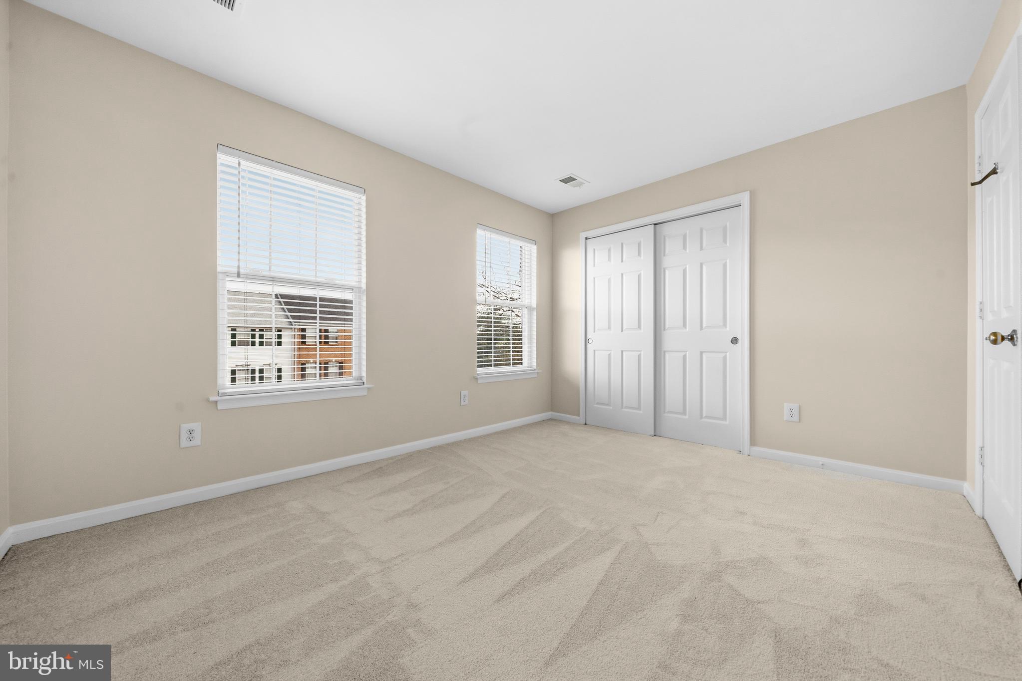 MCNAIR FARMS LANDBAY - Residential