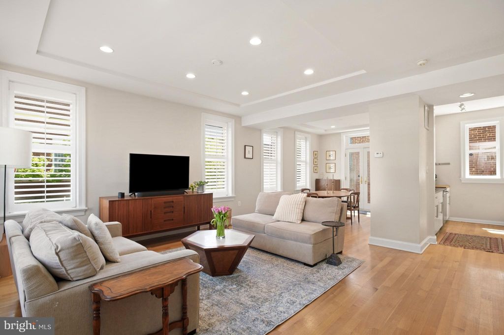 Photo of 3500 T Street NW, WASHINGTON, DC 20007 (MLS # DCDC2256068)