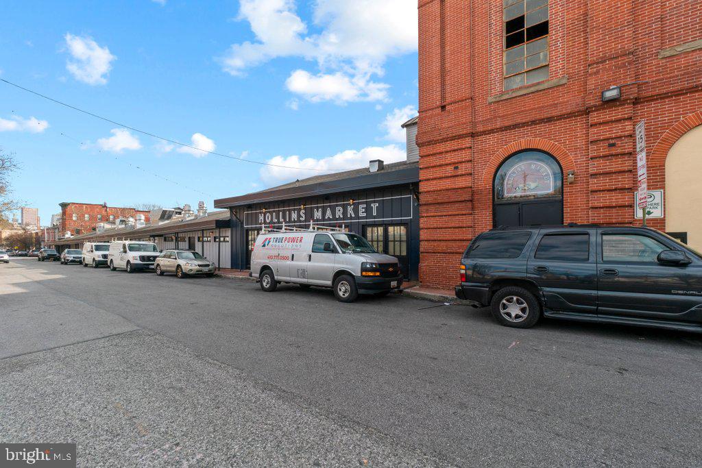 HOLLINS MARKET - Residential Income