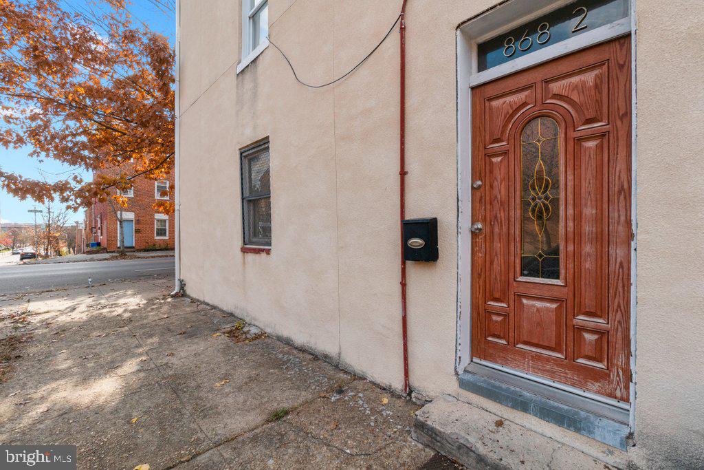 HOLLINS MARKET - Residential Income