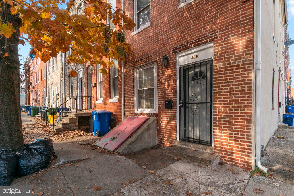 HOLLINS MARKET - Residential Income