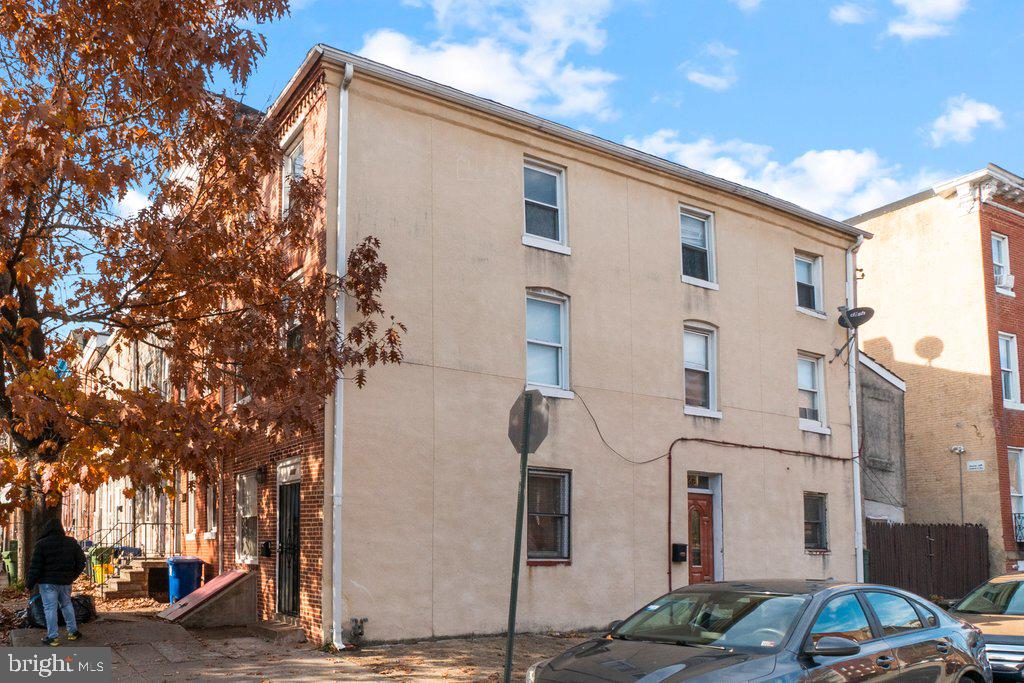 HOLLINS MARKET - Residential Income