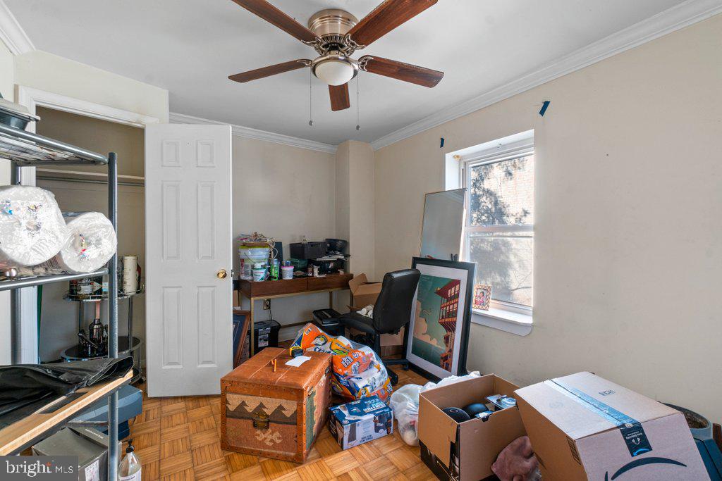 HOLLINS MARKET - Residential Income