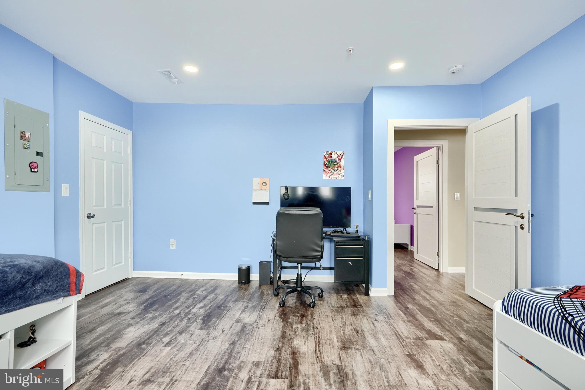 HARNEY - Residential