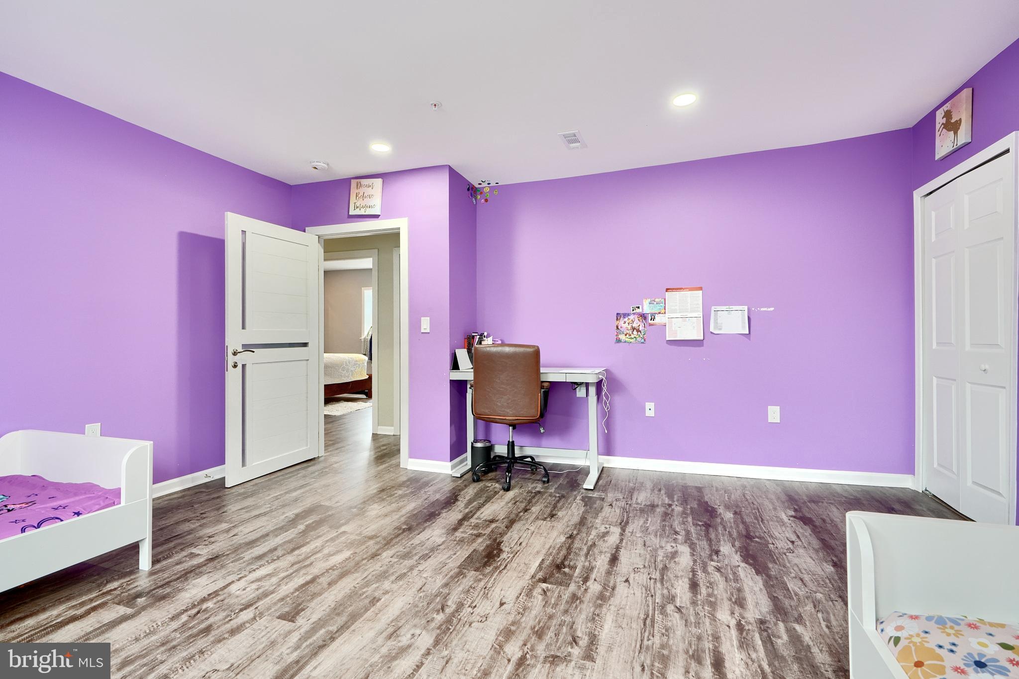 HARNEY - Residential