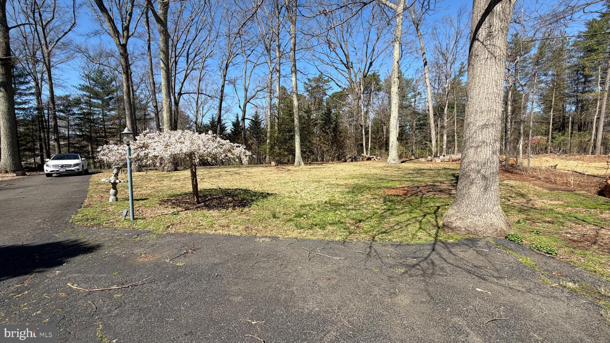 WOODSLOPE - Residential