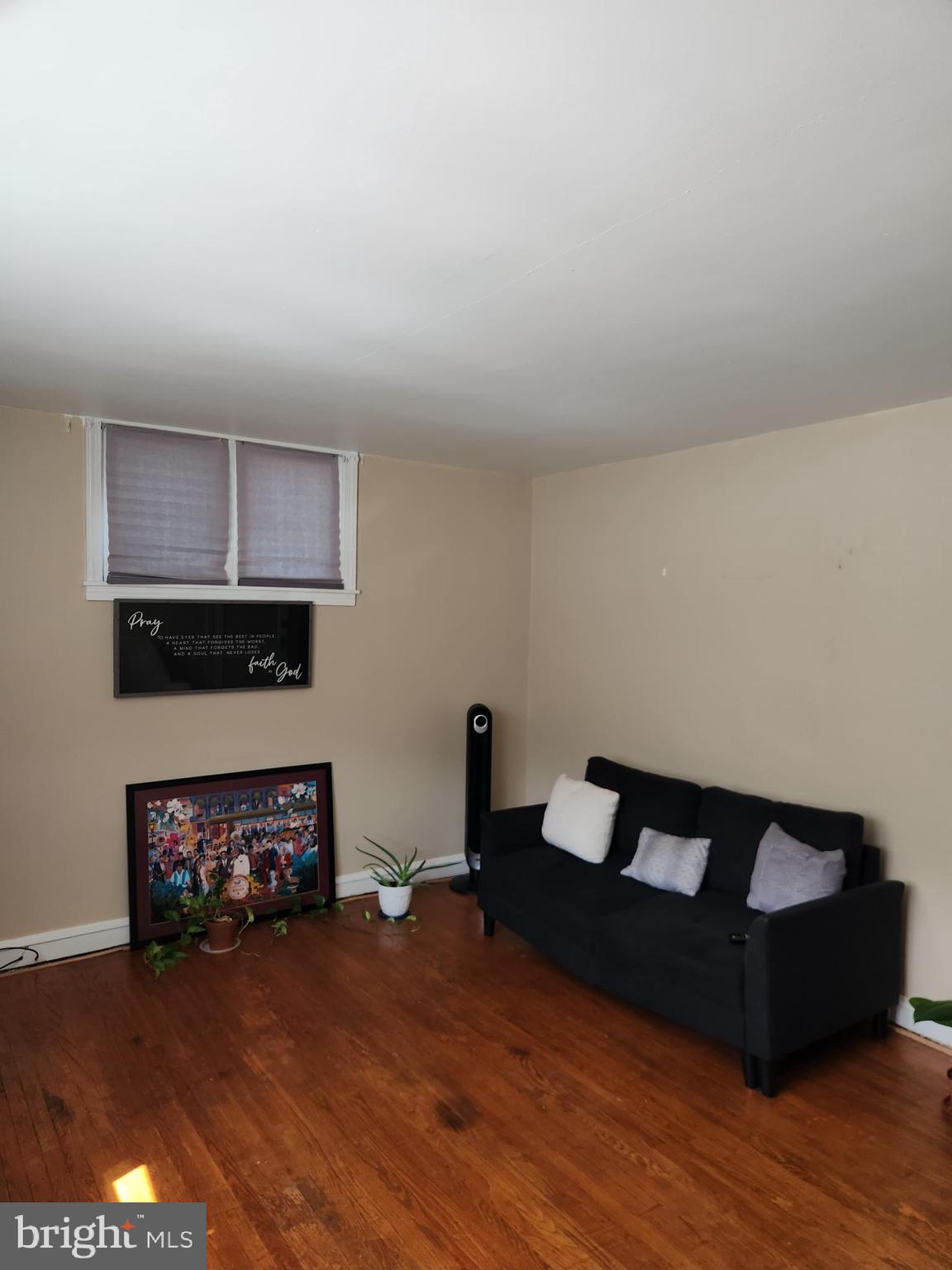 7925 CEDARBROOK AVENUE