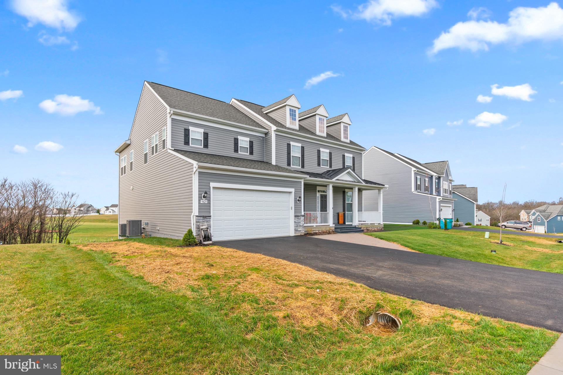 WEST FIELDS - Residential