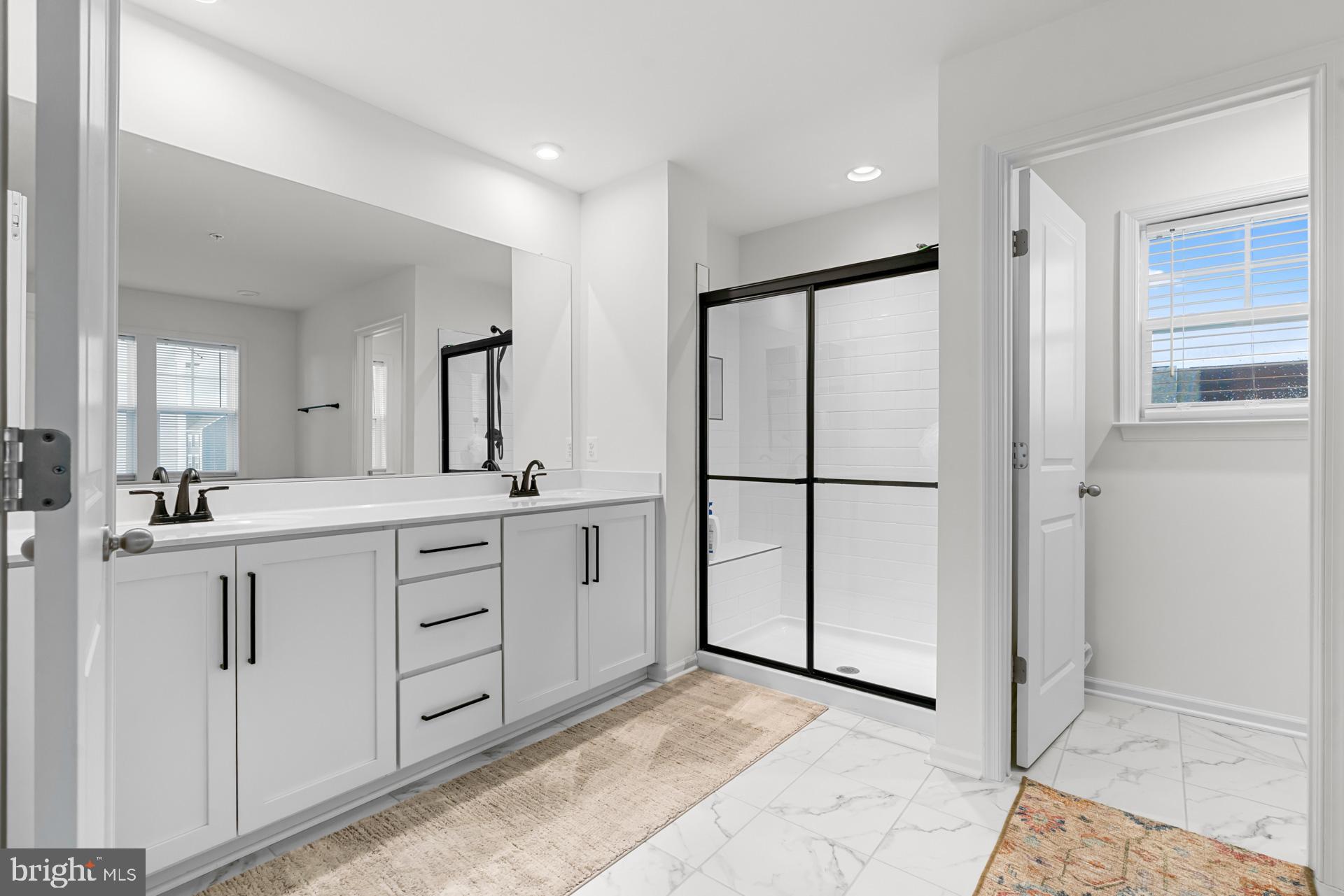 WEST FIELDS - Residential