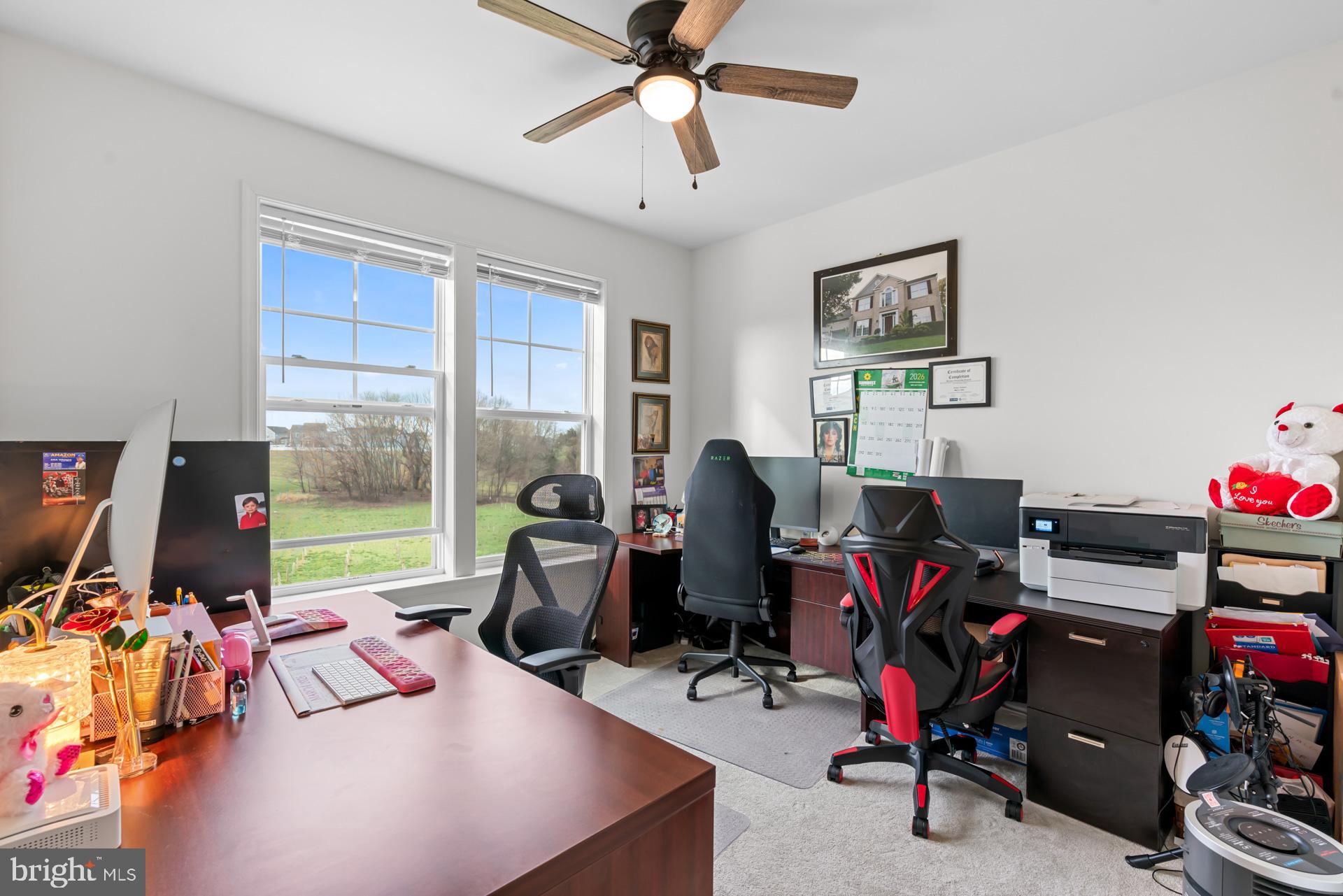 WEST FIELDS - Residential