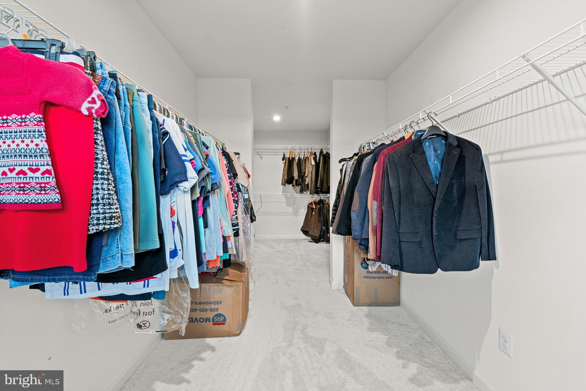 WEST FIELDS - Residential