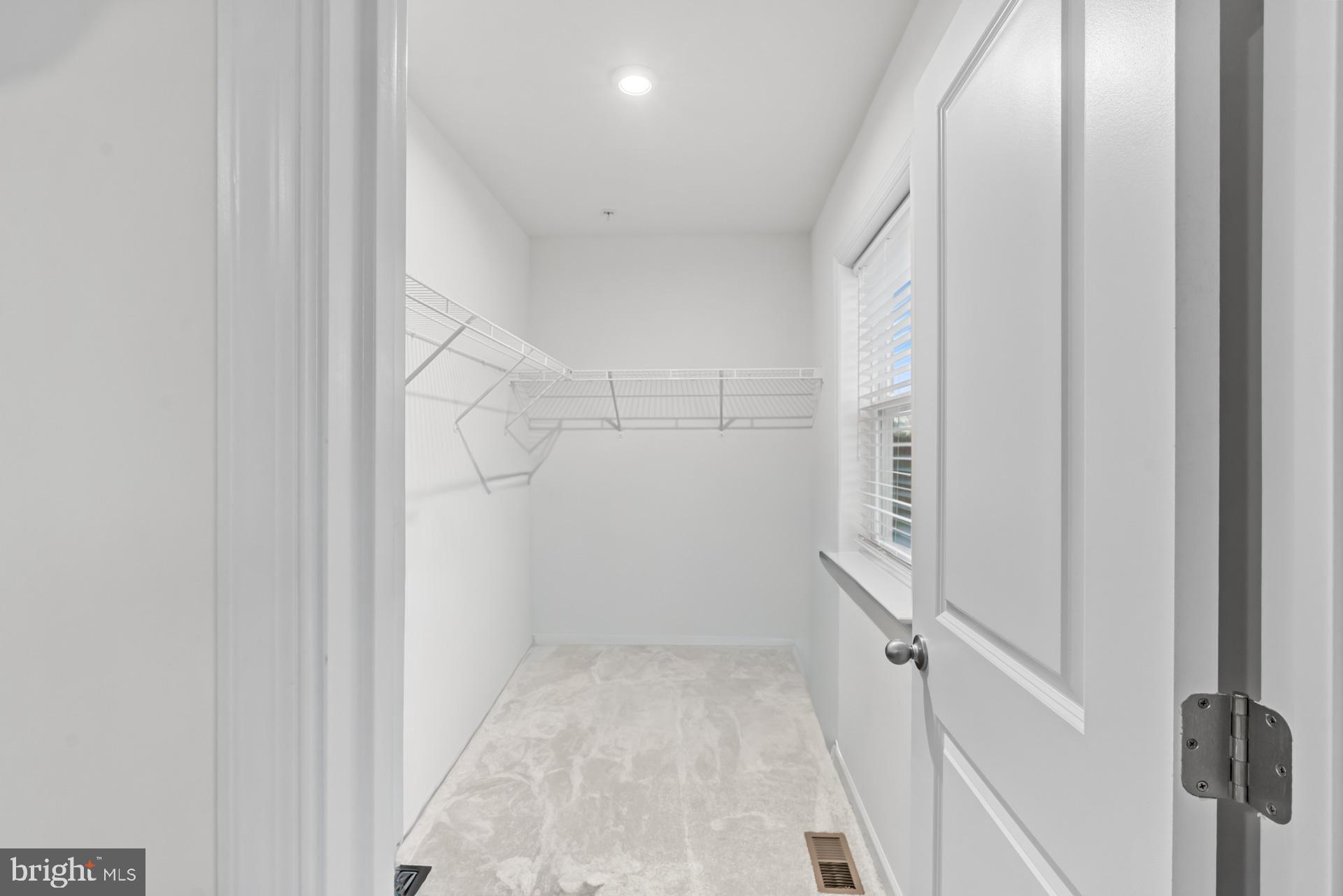 WEST FIELDS - Residential