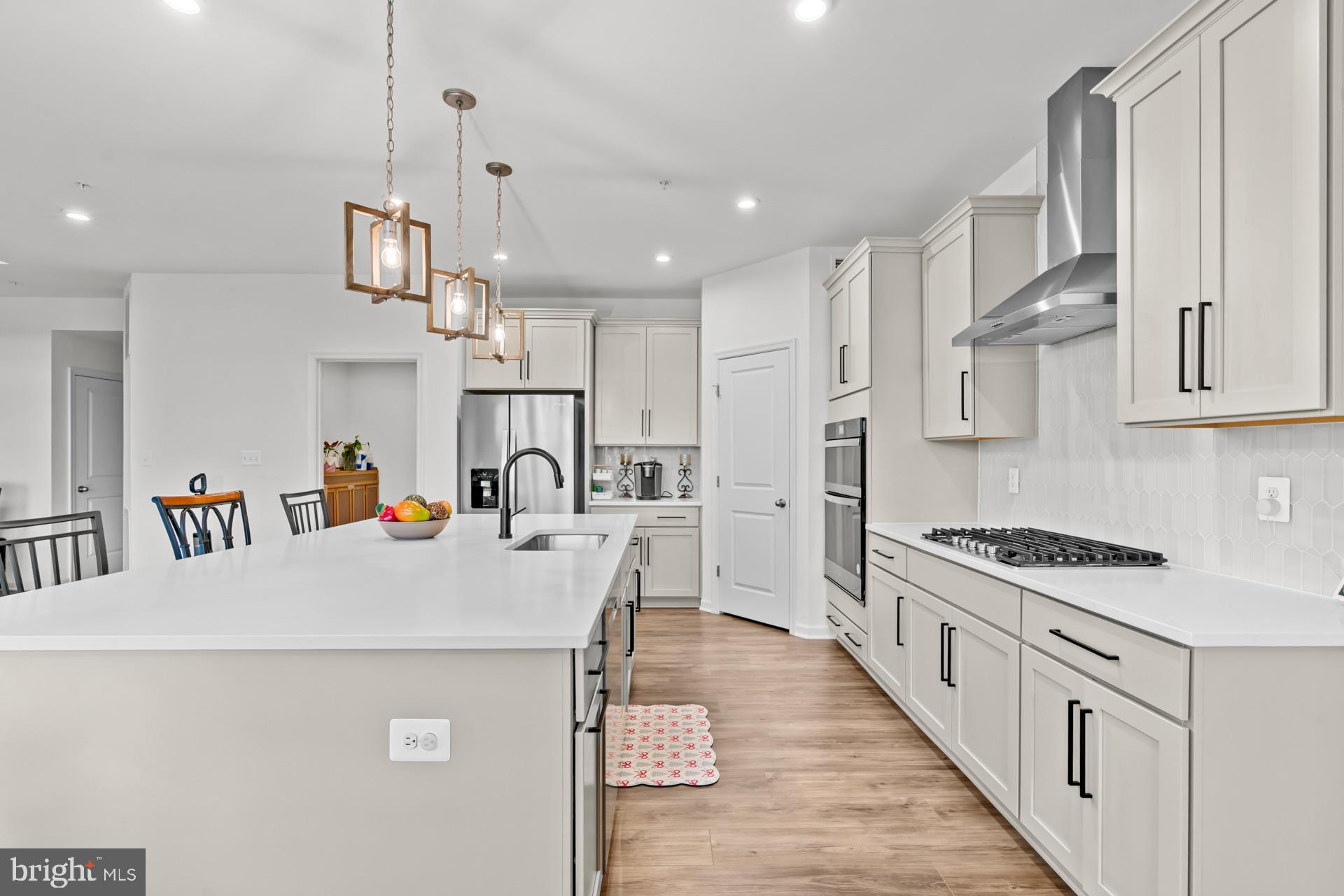 WEST FIELDS - Residential