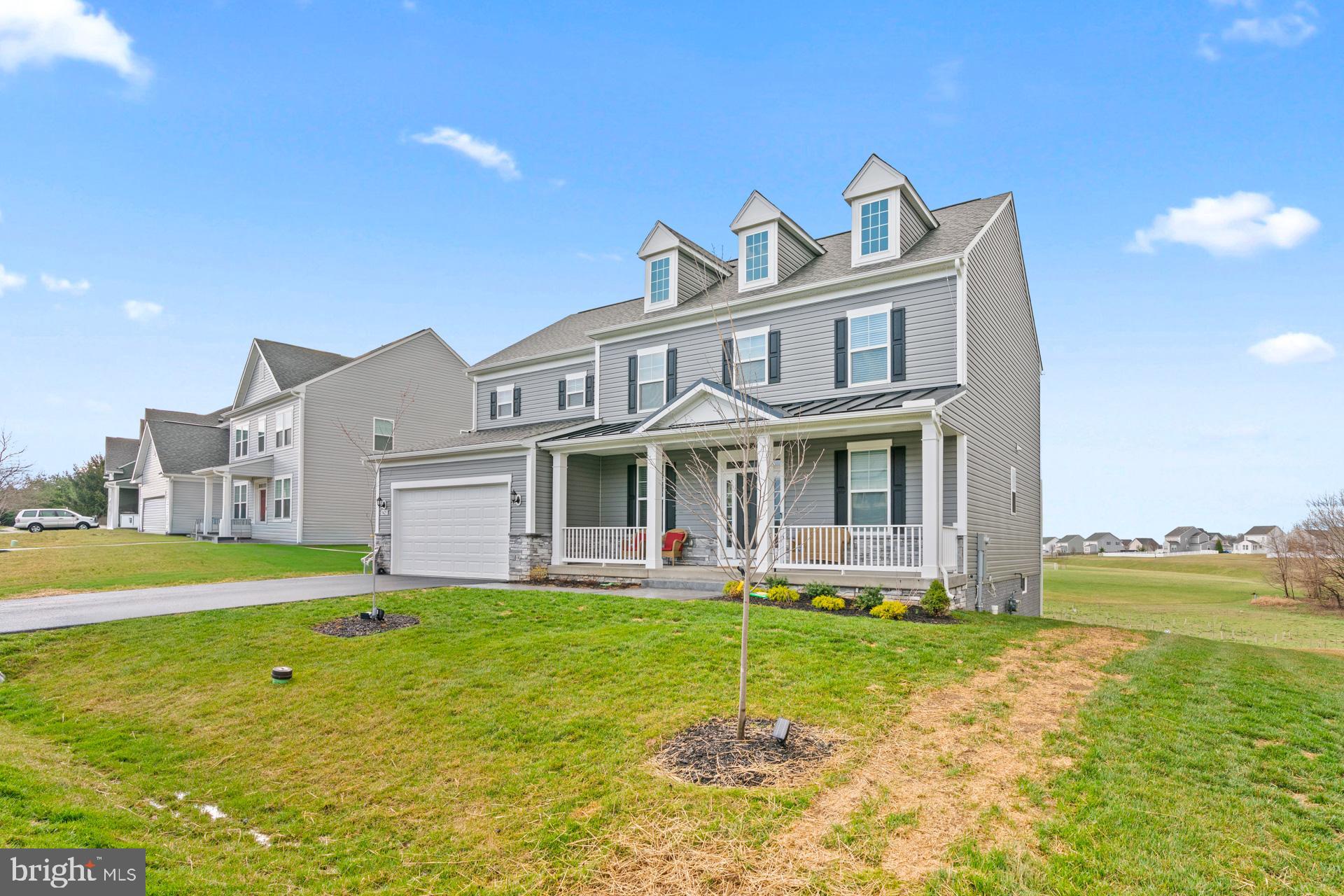 WEST FIELDS - Residential