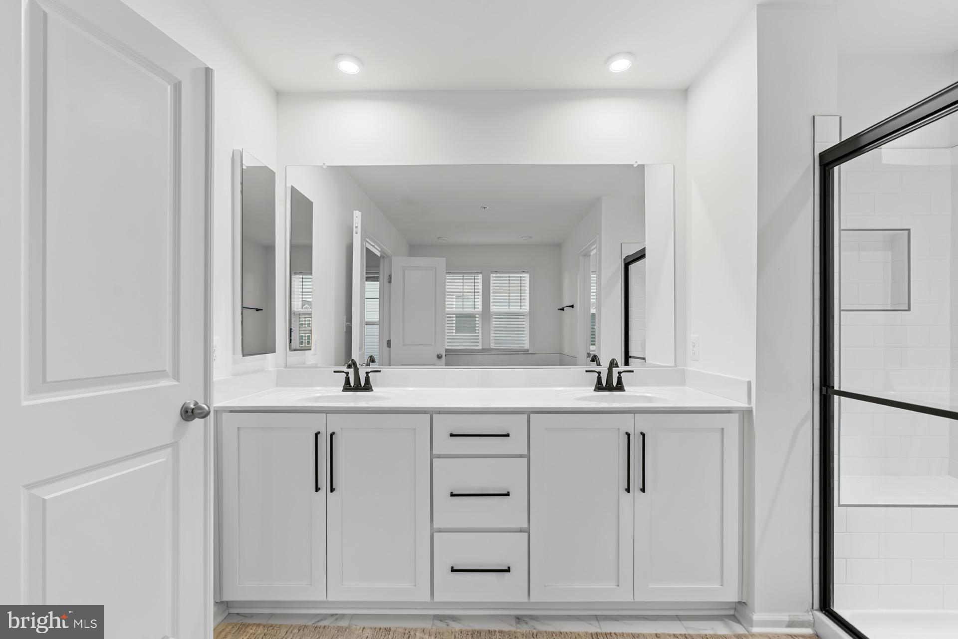 WEST FIELDS - Residential