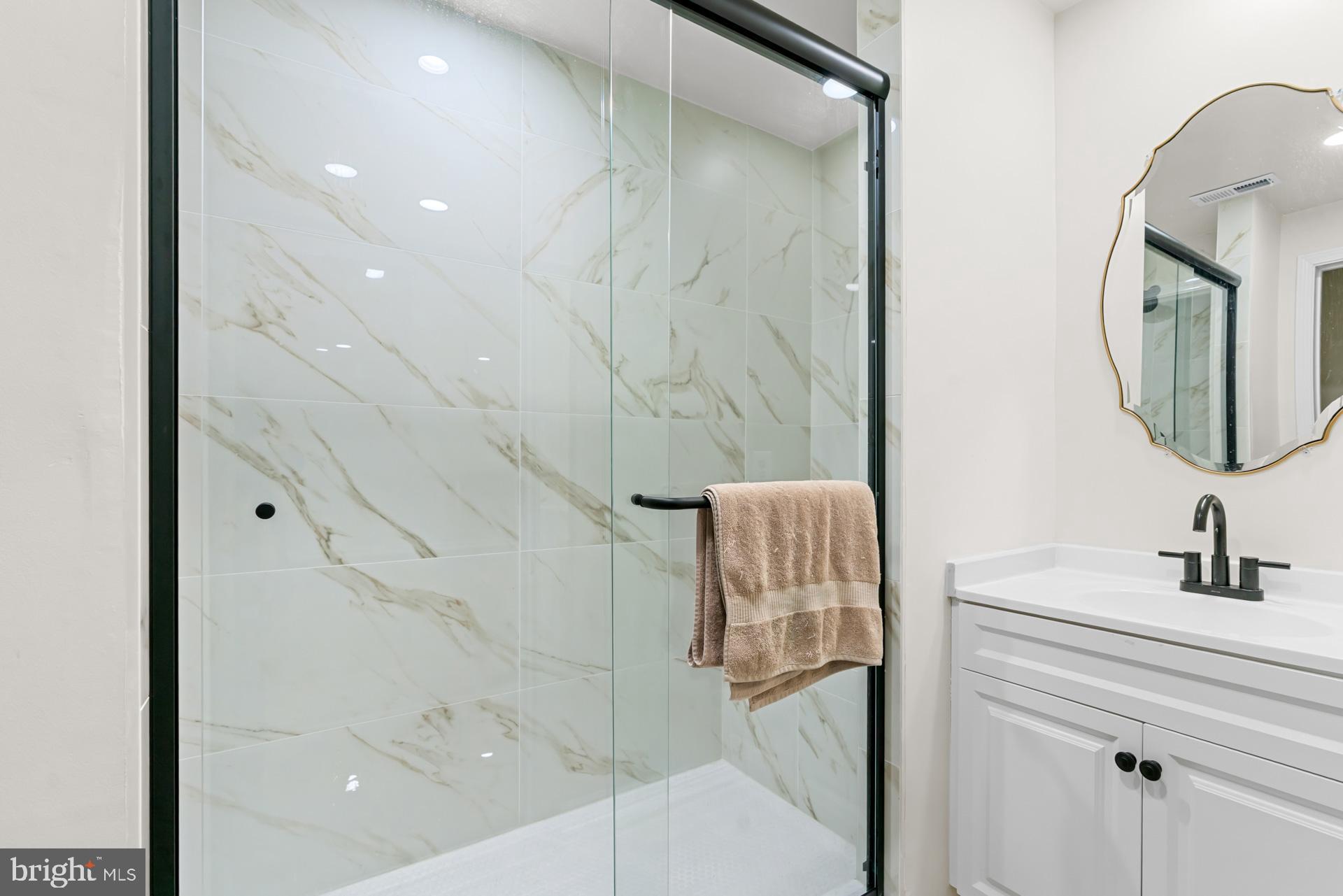 WEST FIELDS - Residential