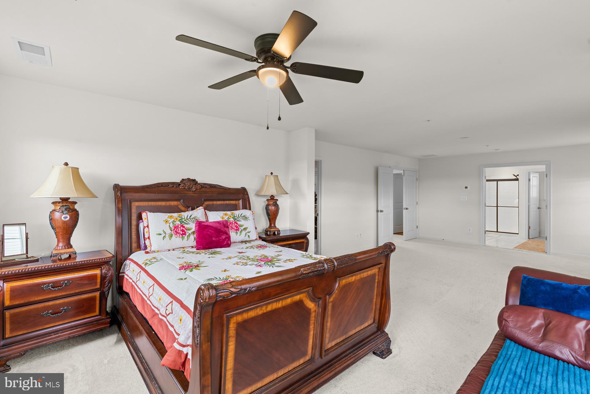 WEST FIELDS - Residential