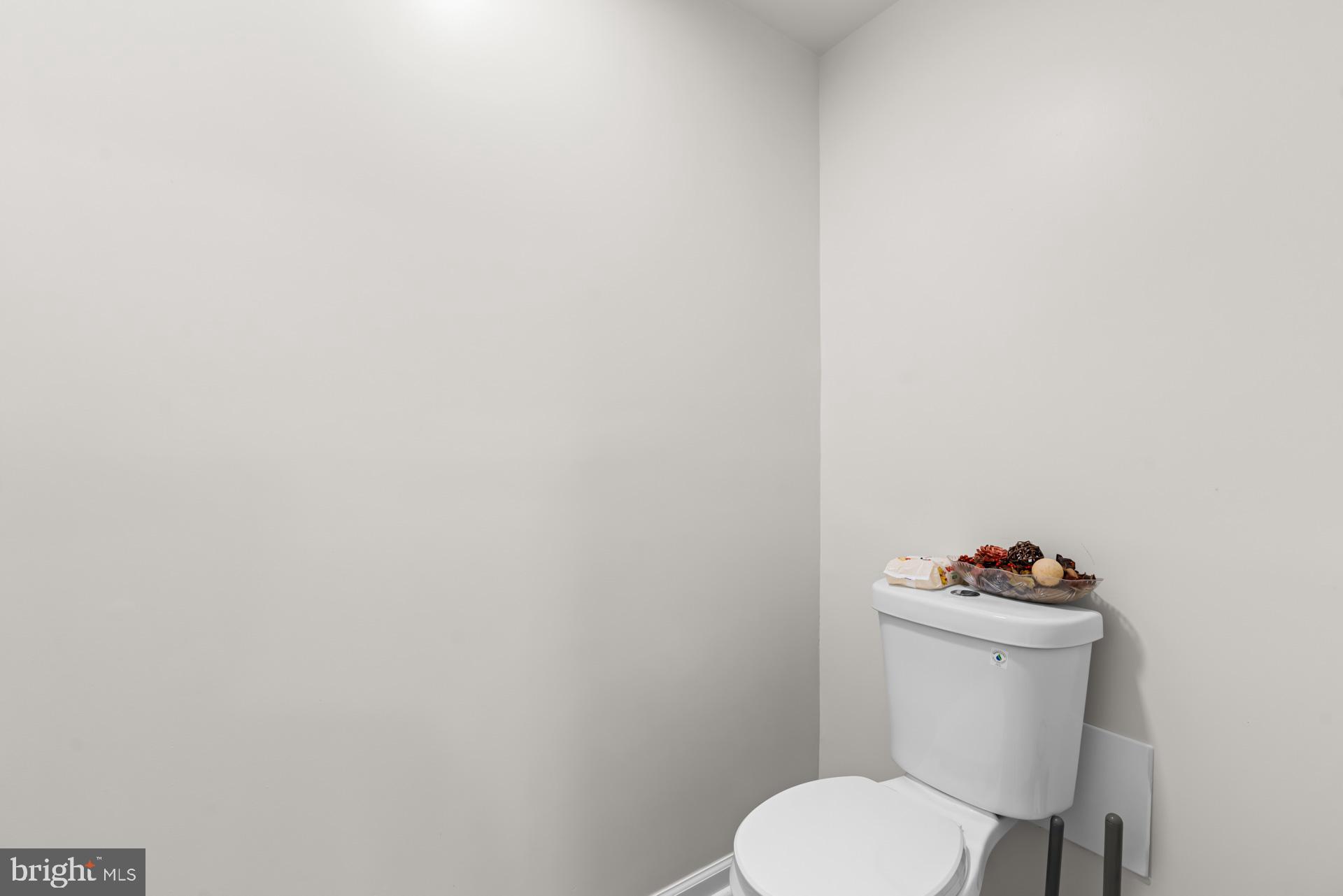 WEST FIELDS - Residential