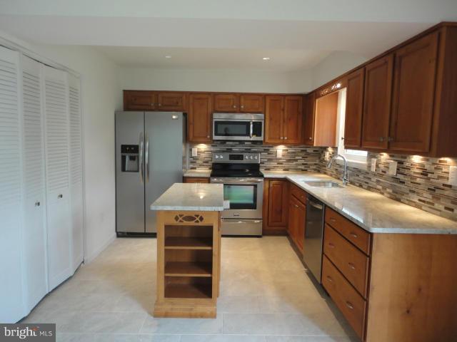 ST CHARLES SUB - HUNTINGTON - Residential