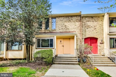 Photo of 3724 Nimitz Road, Kensington, MD 20895 (MLS # MDMC2123966)