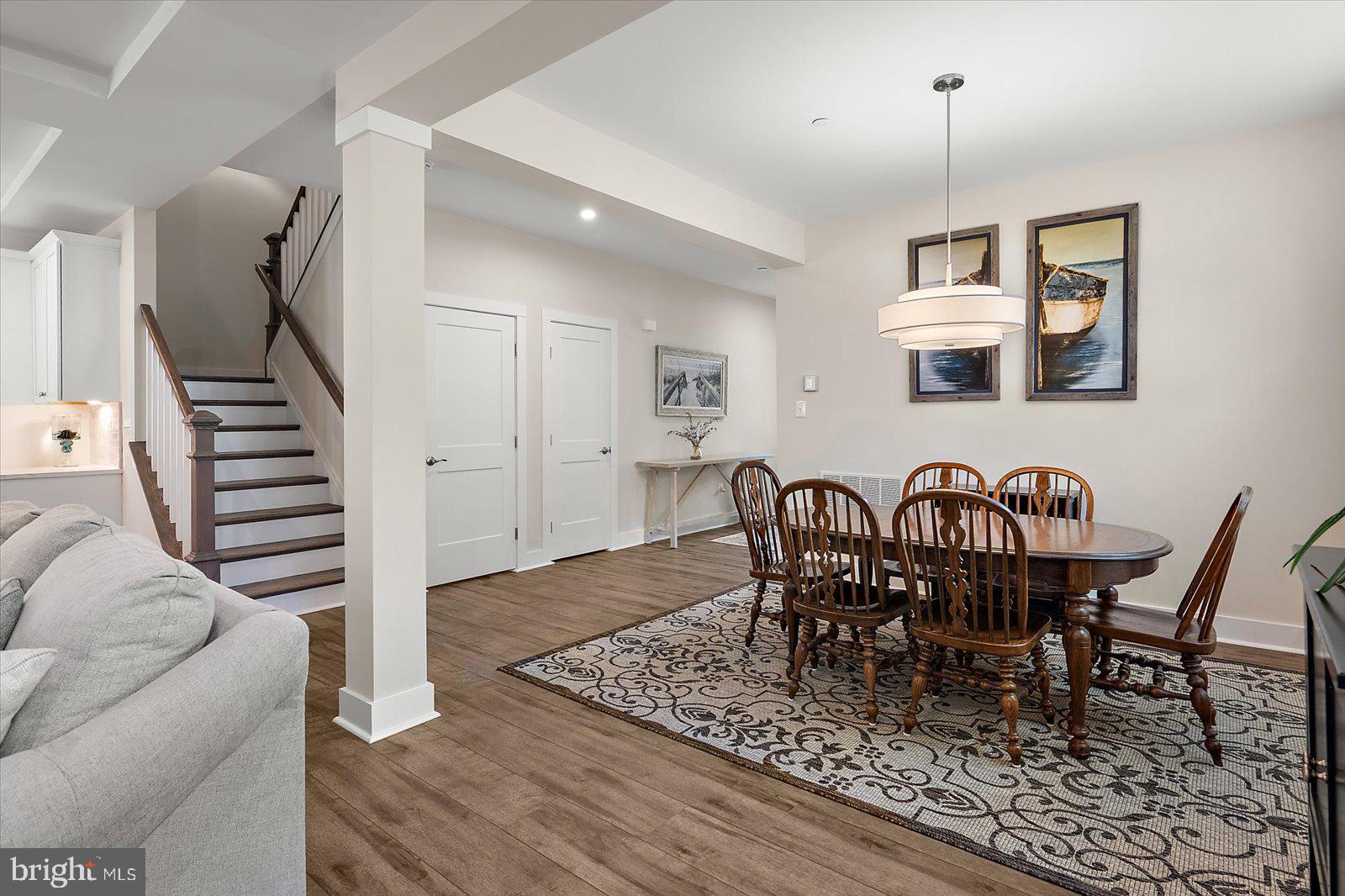 GLEN RIDDLE - Residential