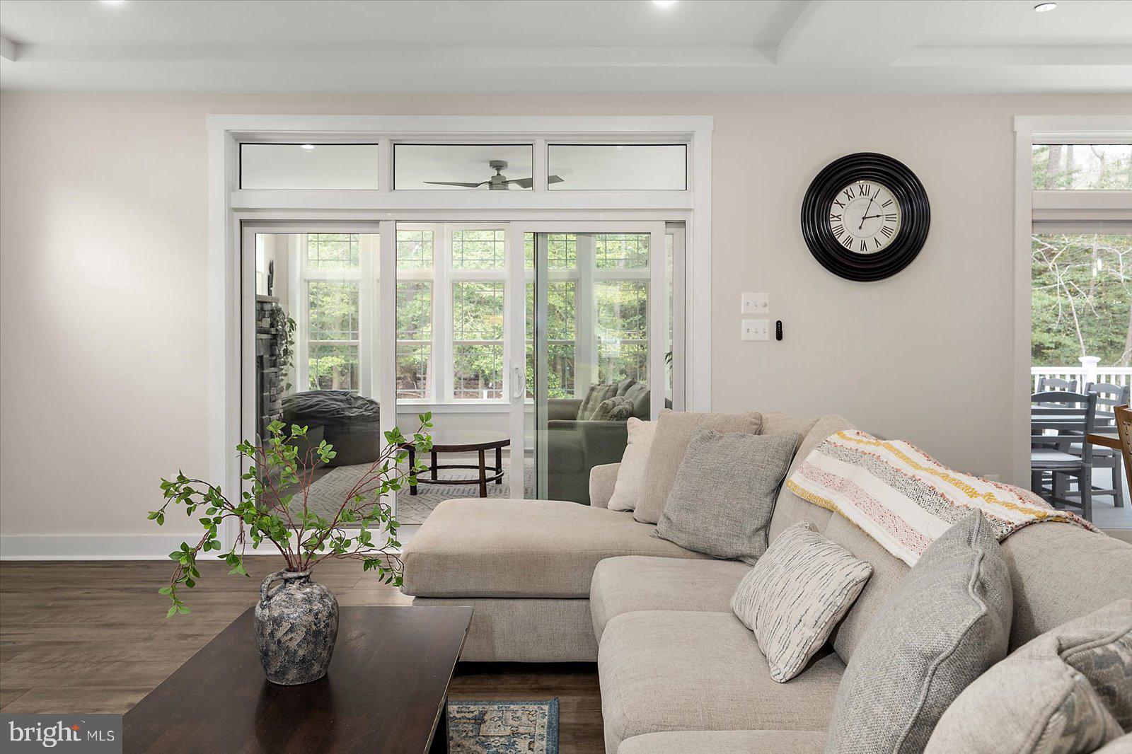 GLEN RIDDLE - Residential