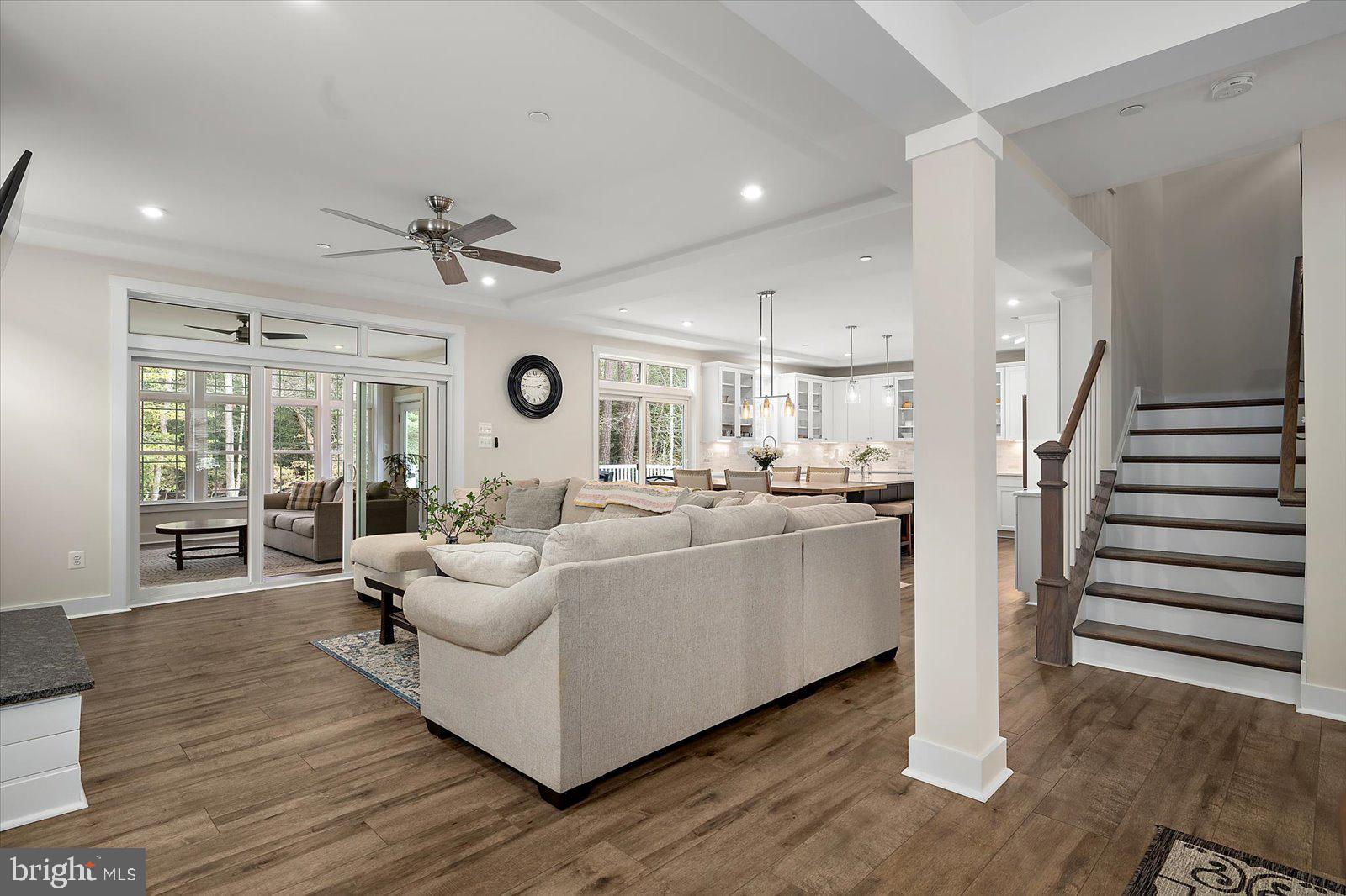 GLEN RIDDLE - Residential