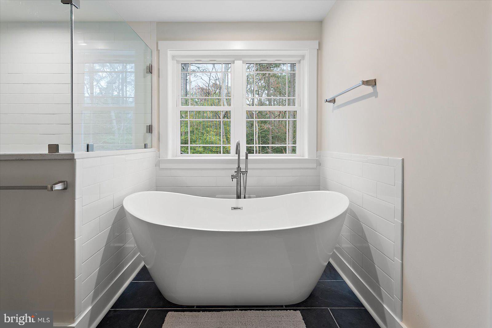 GLEN RIDDLE - Residential