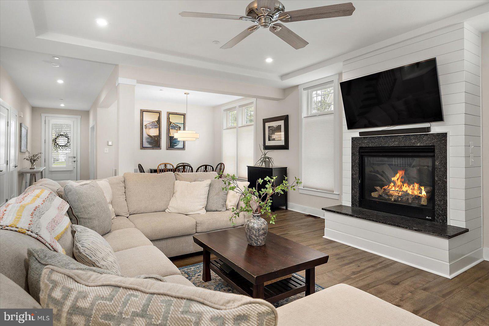 GLEN RIDDLE - Residential