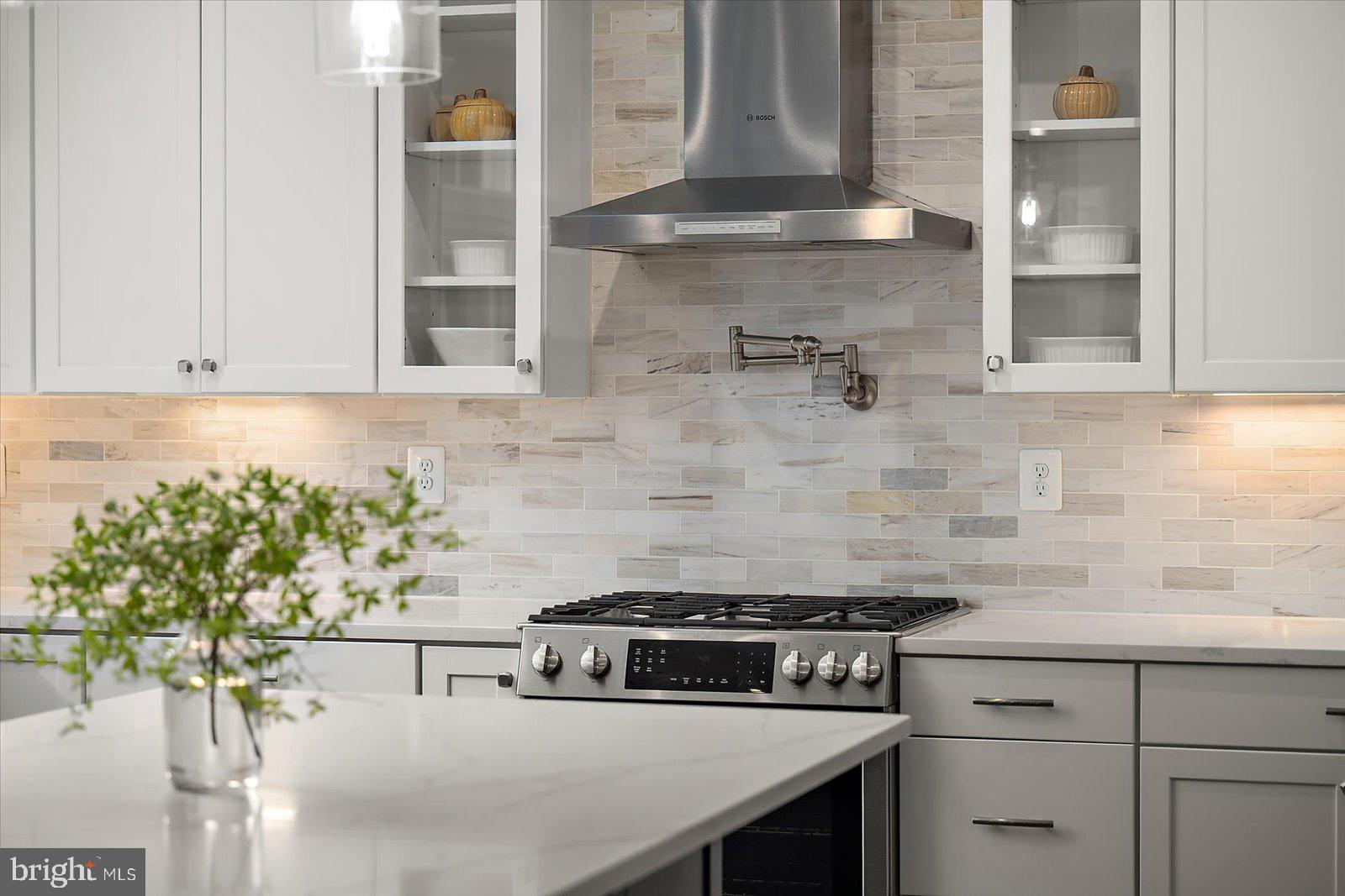 GLEN RIDDLE - Residential