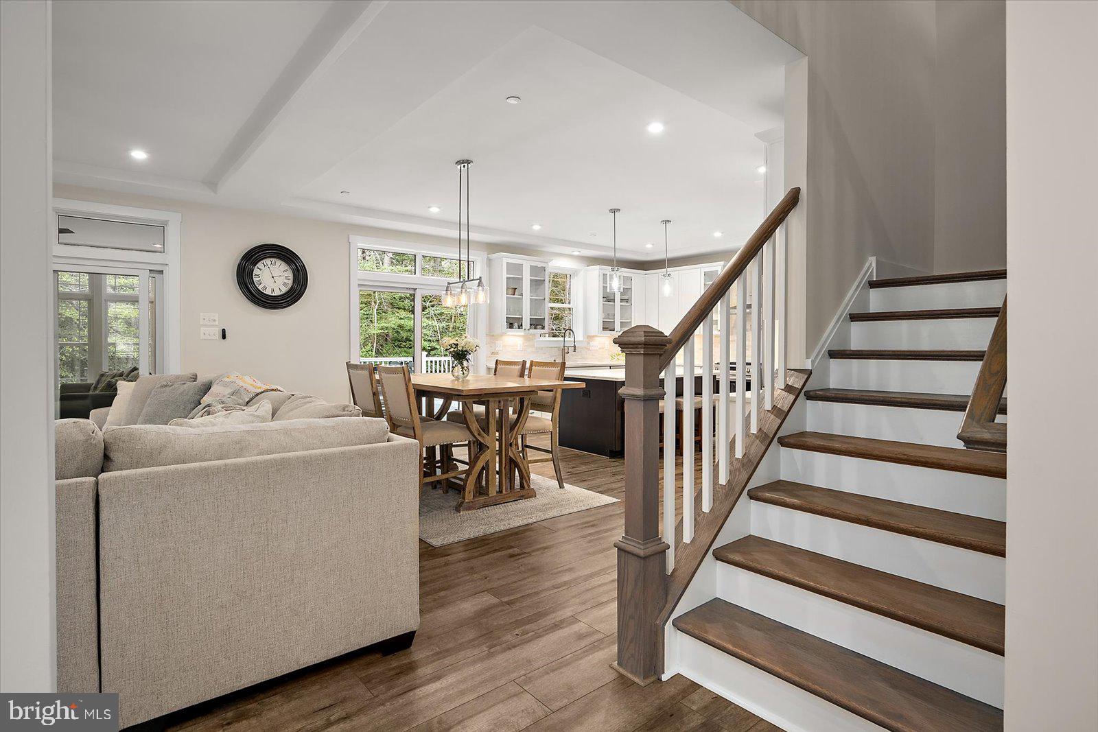 GLEN RIDDLE - Residential