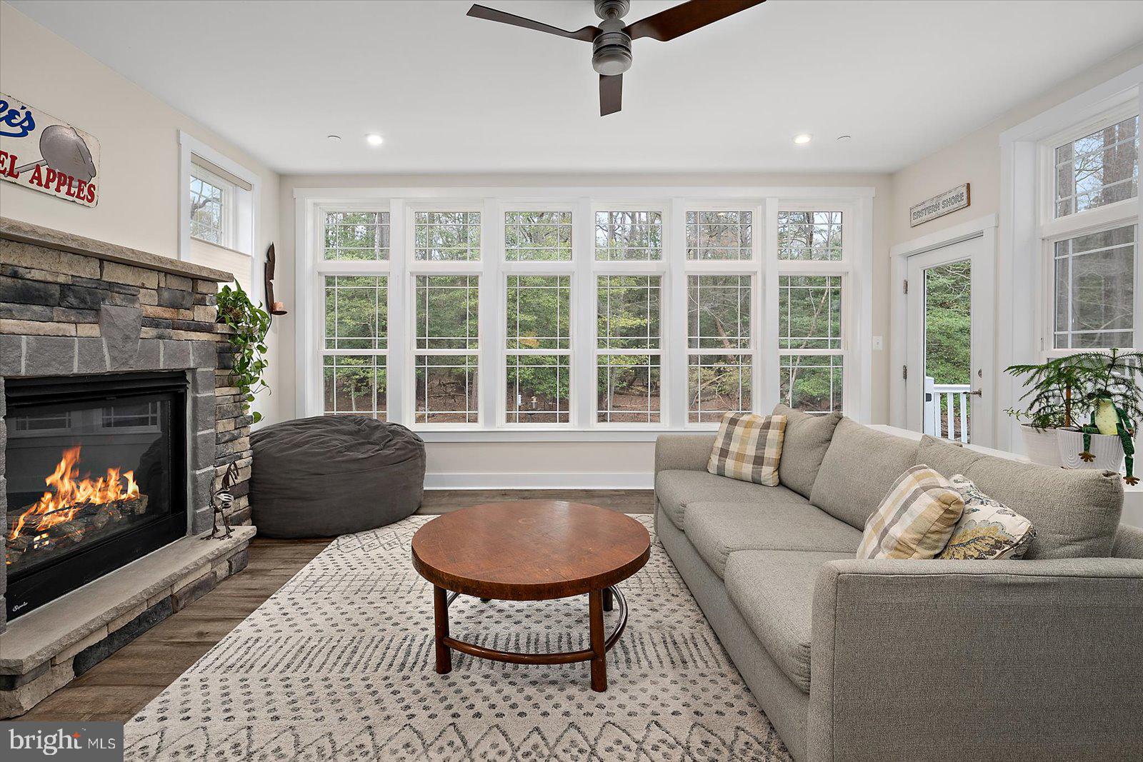 GLEN RIDDLE - Residential