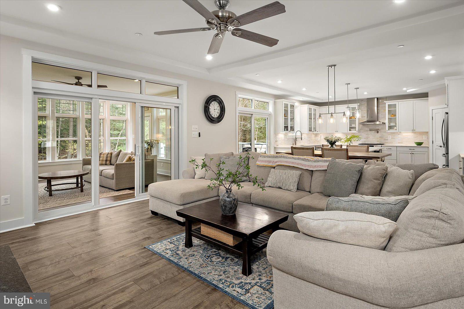 GLEN RIDDLE - Residential