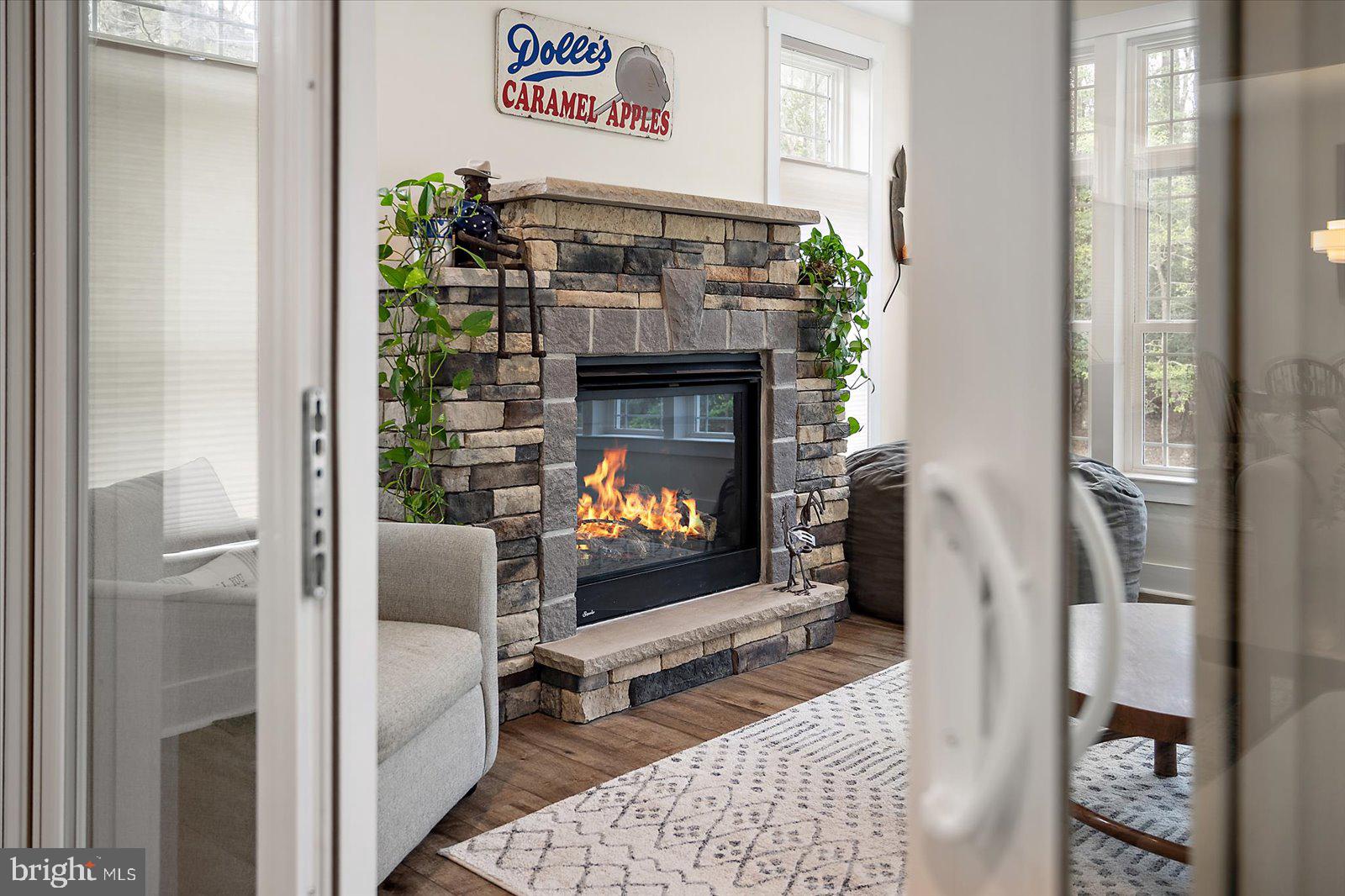 GLEN RIDDLE - Residential