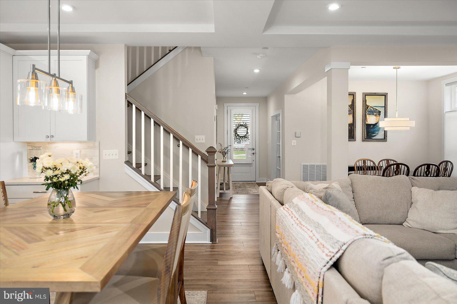 GLEN RIDDLE - Residential