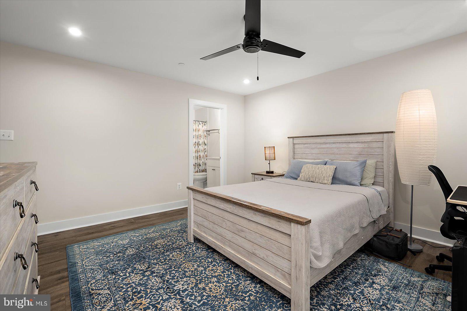 GLEN RIDDLE - Residential